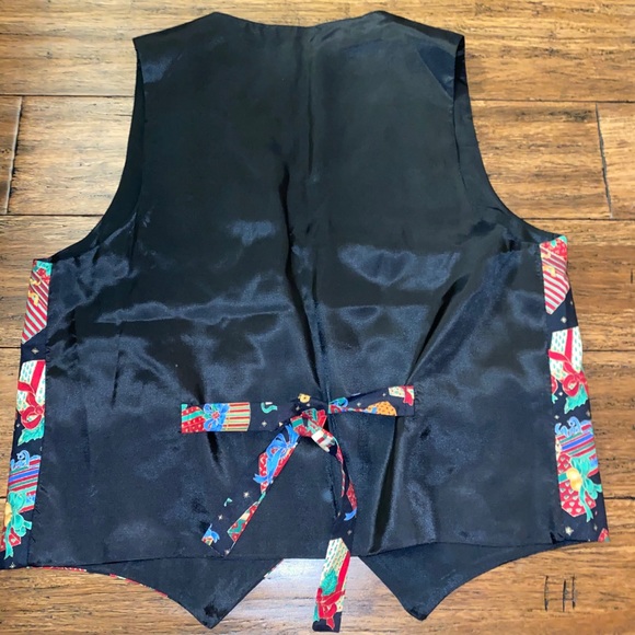 Christmas vest - Picture 2 of 3